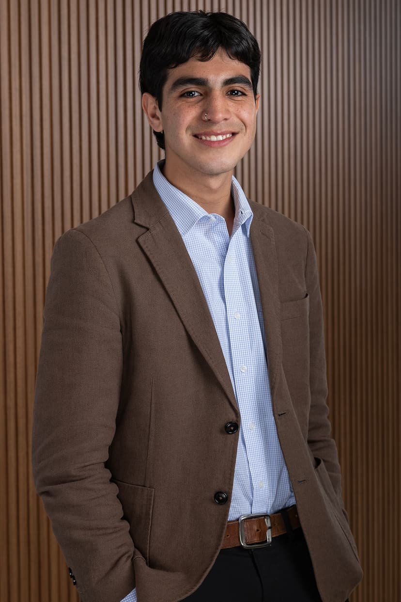 Renato Cabello M.